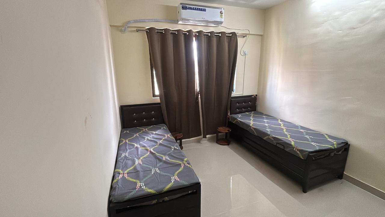 MyRoomiee furnished room in JB Nagar